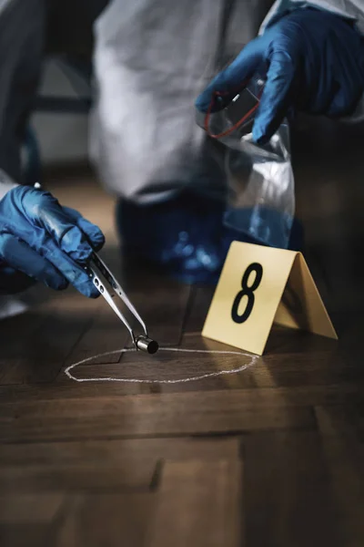 Forensics Expert Collecting Evidence Bullet Crime Scene — Stock Photo, Image