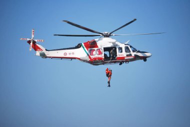 Pescara, (Pe) / İtalya - 4 Ağustos 2019 cankurtaran etkinliği: 