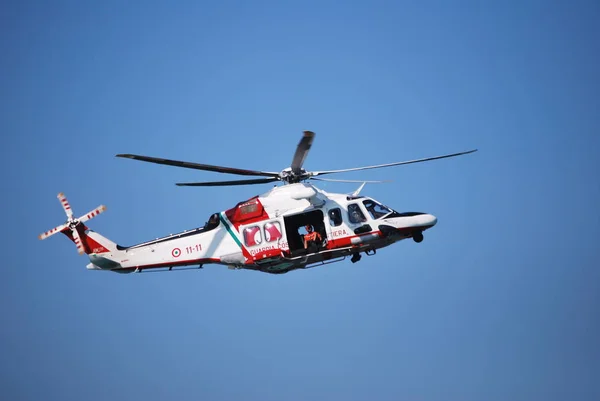 Pescara Włochy Sierpnia 2019 Lifeguard Wydarzenie Tatuś Będę Cię Uratować — Zdjęcie stockowe