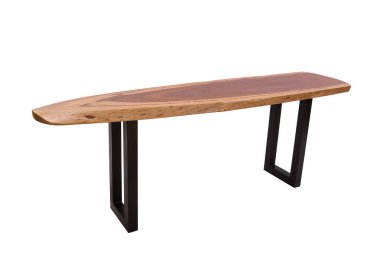 Masa beyaz arkaplanda izole edildi.