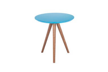 Masa beyaz arkaplanda izole edildi.