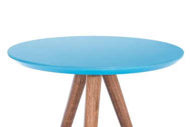 Masa beyaz arkaplanda izole edildi.