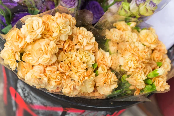 Farmer\'s market beige flower bouquet close up