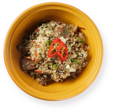 Kızarmış tavuk pilav. Hazırlanan ve 