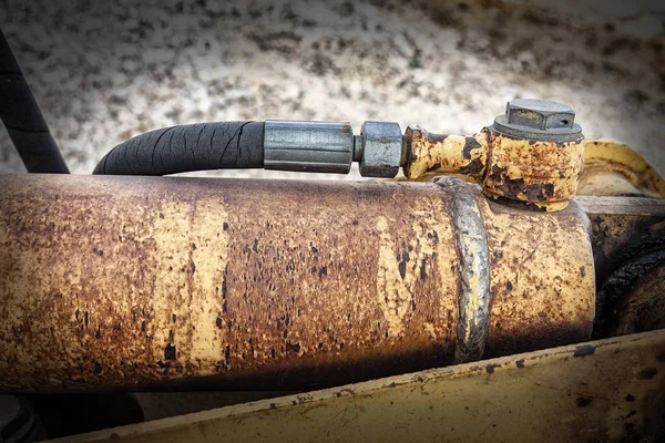 mini ekskavatör traktör hidrolik tahrik sistemi.