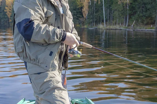 Pesca Canna Lago Pescatore Uomini Sport Estate Richiamo Tramonto Acqua — Foto Stock