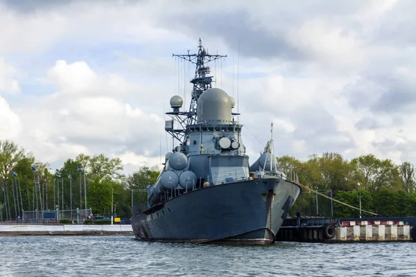 Baltiysk Rusya 04.05.2019 Baltık filosu savaş gemileri Pier at