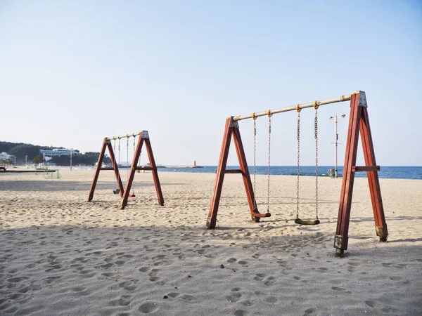 Salıncağa Yangyang beach city, Güney Kore