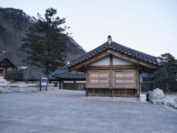 Asiatiska Hus Sinheungsa Tempel Seoraksan National Park Sydkorea — Stockfoto