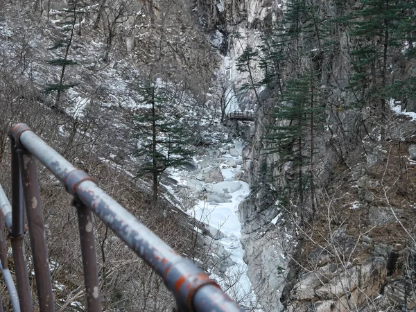 Ponte Ferro Montagna Seoraksan National Park Corea Del Sud — Foto Stock