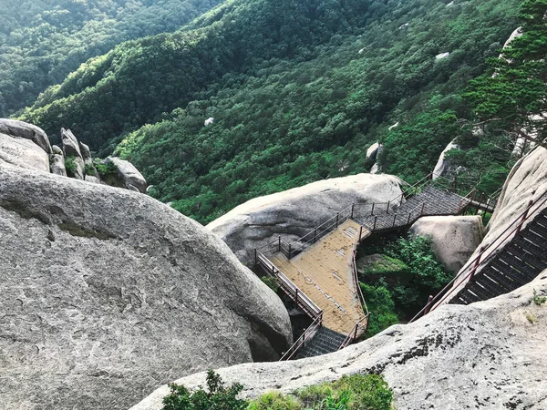 Grandes Rochas Parque Nacional Seoraksan Coreia Sul — Fotografia de Stock