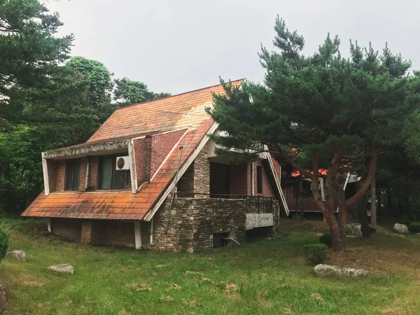 Hermosa Casa Piedra Bosque Asiático Spouth Corea —  Fotos de Stock