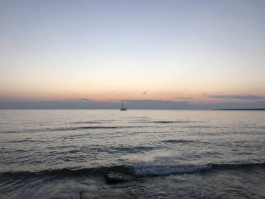 Deniz günbatımı sahil Kırım göster