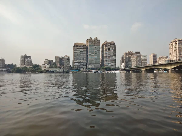 Nagy Épületek Nílus Partján Kairó City Egyiptom — Stock Fotó
