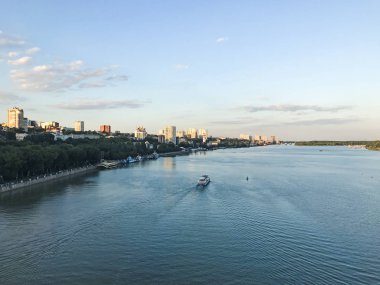 Don Nehri'ndeki gemi. Rostov üzerinde Don city, Rusya