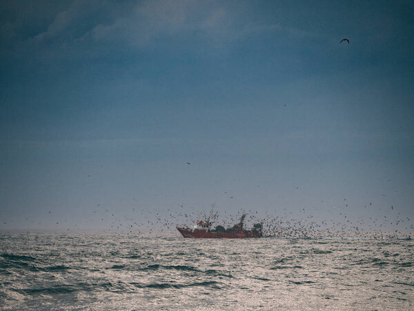 Путешествия Португалия Назаре большие волны серфинг Cabo da roca