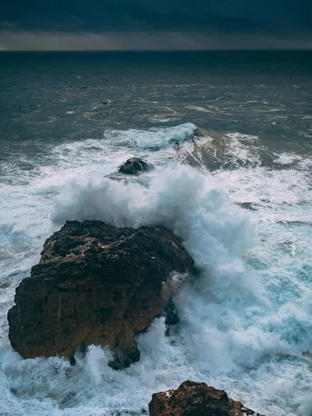 Călătorii Portugalia Orașe Ocean Nazare Valuri Mari — Fotografie, imagine de stoc