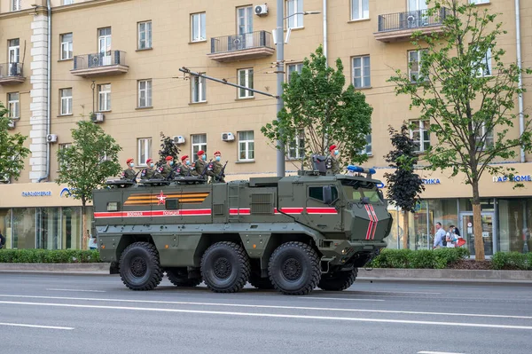 Evrensel zırhlı araç K-63968 