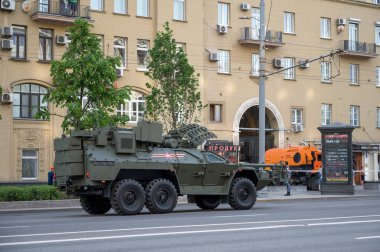 Zırhlı araç SBA-60-K2 Bulat 'a dayanan uzaktan kumandalı 