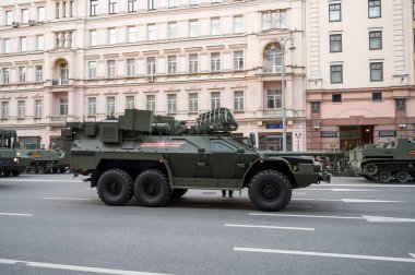 Tverskaya Caddesi 'ndeki zırhlı araç SBA-60-K2 Bulat' a dayanan 
