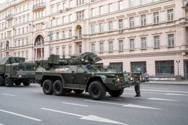 Tverskaya Caddesi 'ndeki zırhlı araç SBA-60-K2 Bulat' a dayanan 