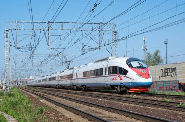 Yüksek hızlı DC-AC elektrikli çoklu üniteler EVS2-03 