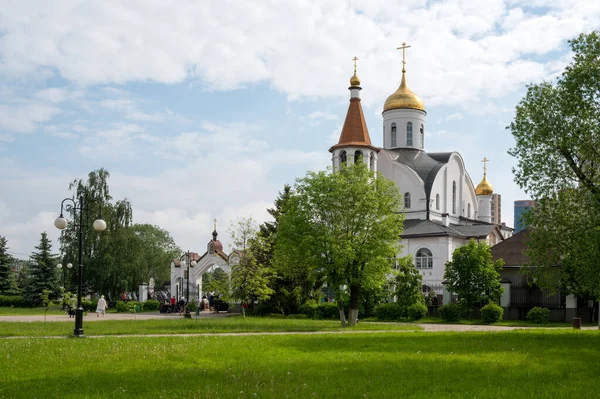 Kościół Kazańskiej Ikony Matki Bożej Reutow Obwód Moskiewski Federacja Rosyjska — Zdjęcie stockowe