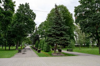 Meydanda 18 Temmuz 2020 'de adını Alexander Avdeev, Moskova, Rusya Federasyonu' ndan alan Lyublino Kahramanları Sokağı