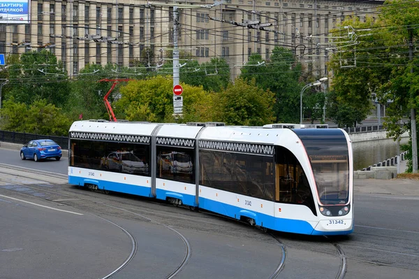 Tram 931M Vityaz 31342 Krasnokazarmennaya Street Moscow Russian Federation August — Stock Photo, Image