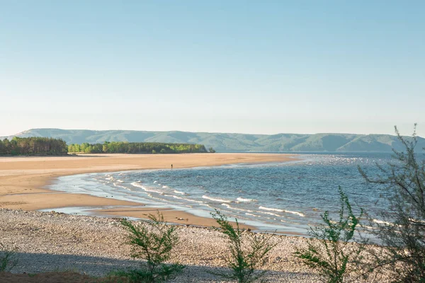 Ocean Waves Lapping Sandy Beach — Stock Photo, Image