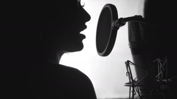 Black White Woman Singing Recording Studio Profile Woman Beautiful Face — Stock Video