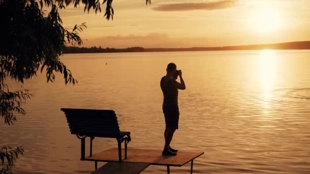 Fotógrafo Tomando Fotos Puesta Sol Playa Local Que Punto Los — Vídeos de Stock