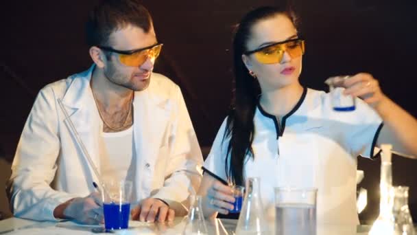Scientific Discoveries Two Modern Scientists Working Medical Laboratory Were Engaged — Stock Video