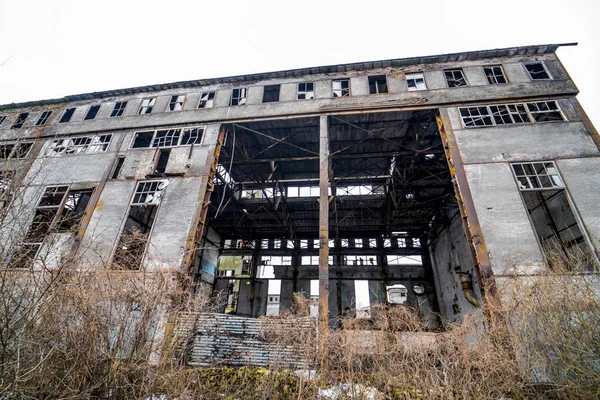 Verlassene Industriebrachen Ruinen Und Abrisskonzept — Stockfoto