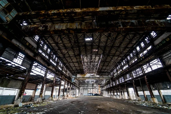 Ruínas Uma Antiga Fábrica Edifício Industrial Antigo Para Demolição — Fotografia de Stock