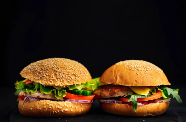 Close up de hambúrgueres caseiros — Fotografia de Stock