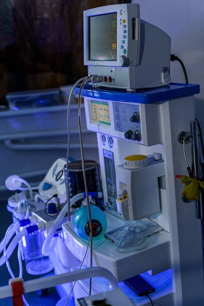 Обладнання Штучної Вентиляції Легенів Інтубації Критичного Пацієнта Коронавірусом Епідемія Covid — стокове фото