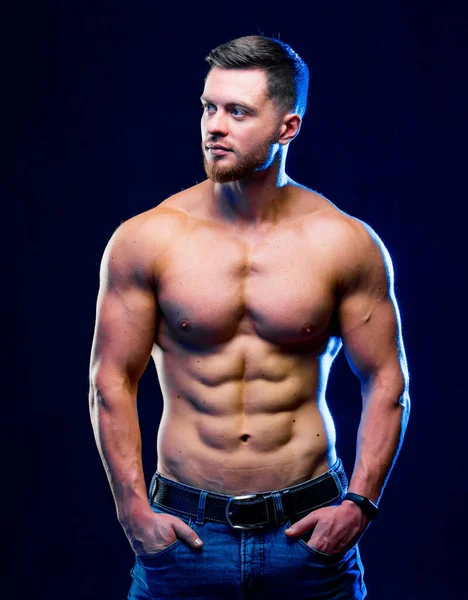 Closeup Handsome Power Athletic Man Bodybuilder Fitness Muscular Body Dark — Stock Photo, Image