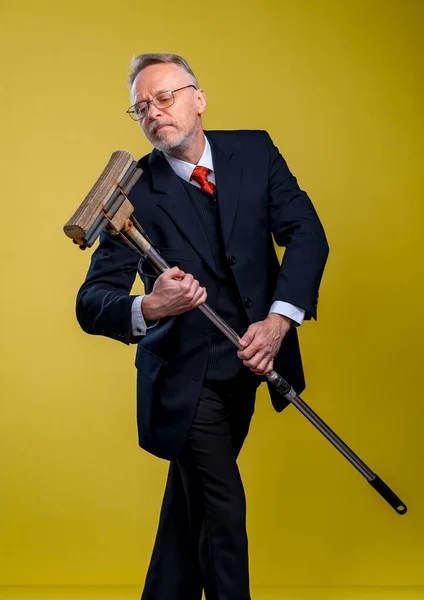 Adult Man Singing Mop Holding Mop Microphone Man Suit — Stock Photo, Image