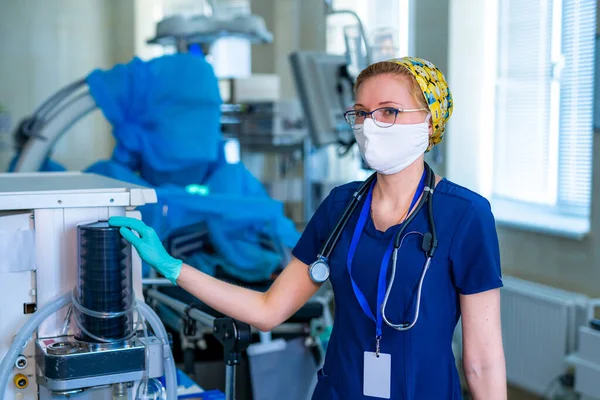 Equipo Ventilación Mecánica Diagnóstico Neumonía Ventilación Pulmonar Con Oxígeno Covid — Foto de Stock