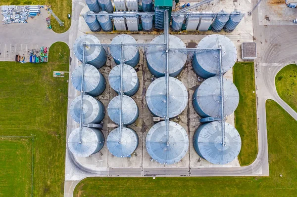 Bio gas factory. Sustainable production of biofuel. Modern plant. Aerial view on the modern biofuel factory. View from above. — Stock Image Bio Gas Factory Sustainable Production Biofuel Modern Plant Aerial View Royalty Free Stock Images