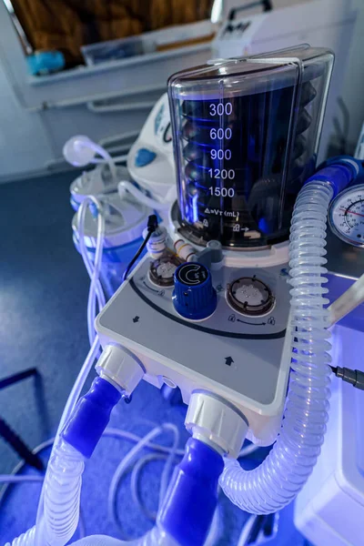 Équipement Ventilation Artificielle Des Poumons Pour Intubation Salle Moderne Avec — Photo