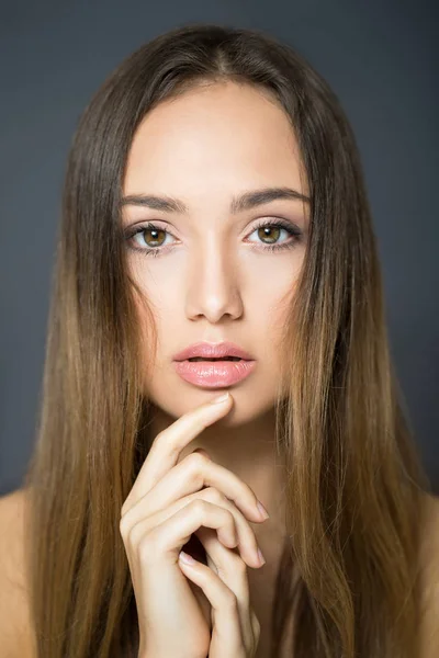 Retrato Joven Morena Cosmética Belleza — Foto de Stock