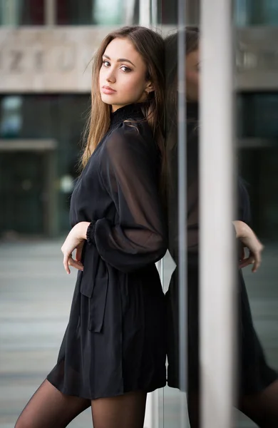 High Fashion brunette. — Stockfoto
