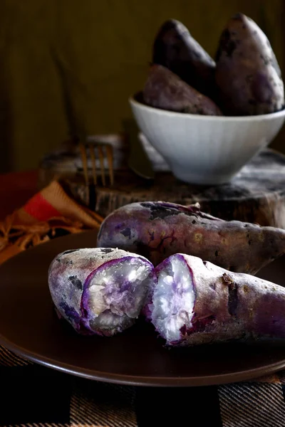 新鲜煮熟的红薯 — 图库照片