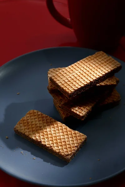 Chocolate wafers and coffee — Stock Photo, Image