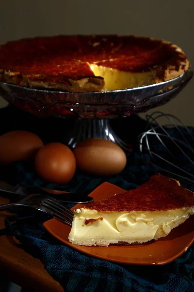 Φρεσκοψημένη πίτα αυγών — Φωτογραφία Αρχείου
