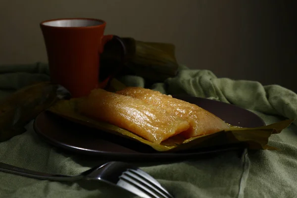 Freshly cooked Cassava Suman — Stock Photo, Image