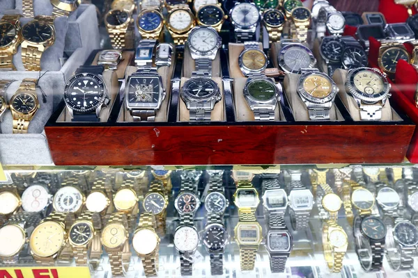 Antipolo City Filipinas Junio 2020 Varios Relojes Pulsera Digitales Analógicos — Foto de Stock