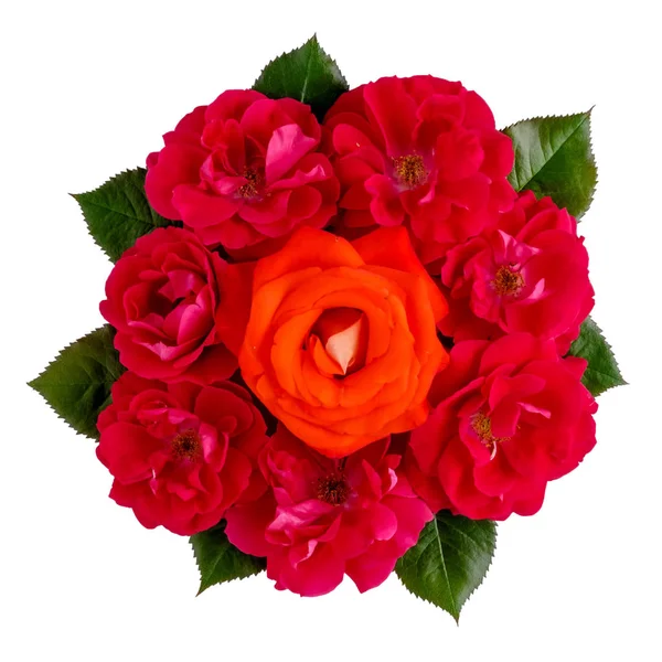 Bouquet Aus Einer Orangefarbenen Rose Und Vielen Roten Rosen Isoliert — Stockfoto